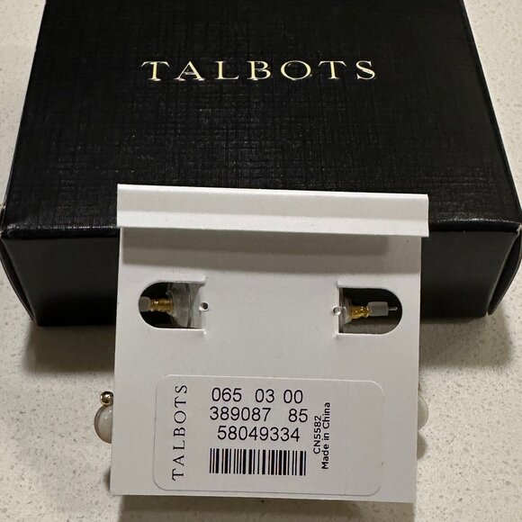 Talbots Mother of Pearl Beaded Hoop Earrings - NEW WITH TAG - Picture 4 of 4